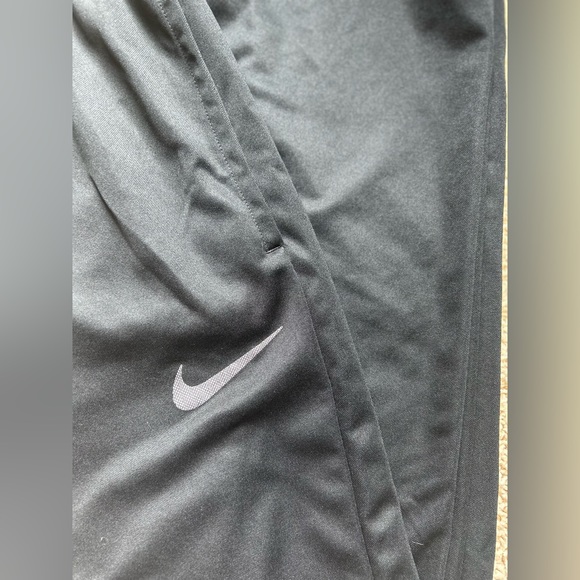 XXL DRI FIT BLACK NIKE SWEATPANTS - Picture 4 of 4